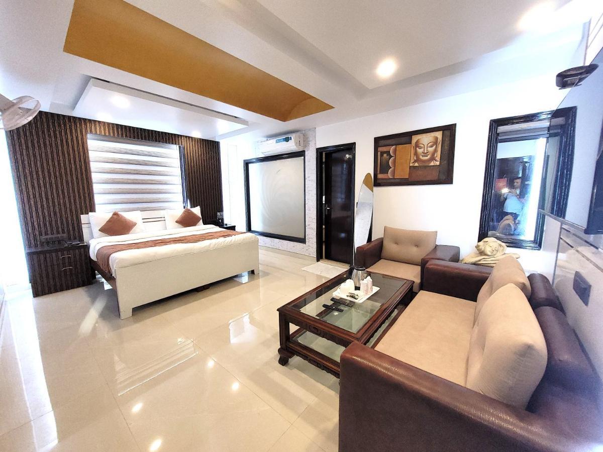 ניו דלהי Hotel The Daanish Residency - Karol Bagh מראה חיצוני תמונה