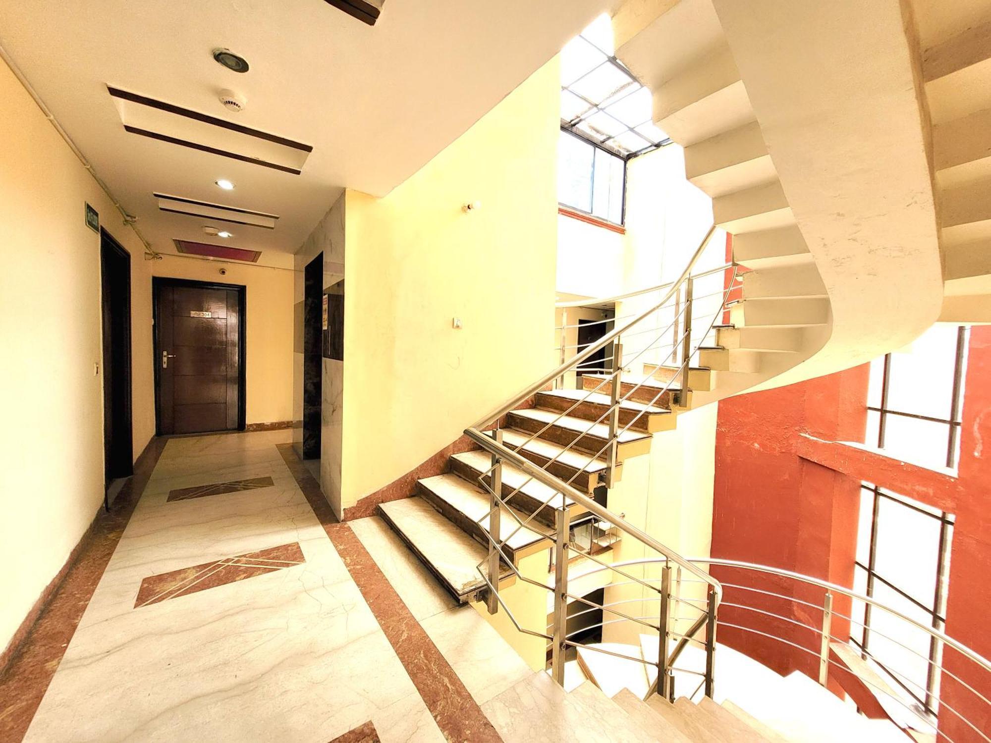 ניו דלהי Hotel The Daanish Residency - Karol Bagh מראה חיצוני תמונה