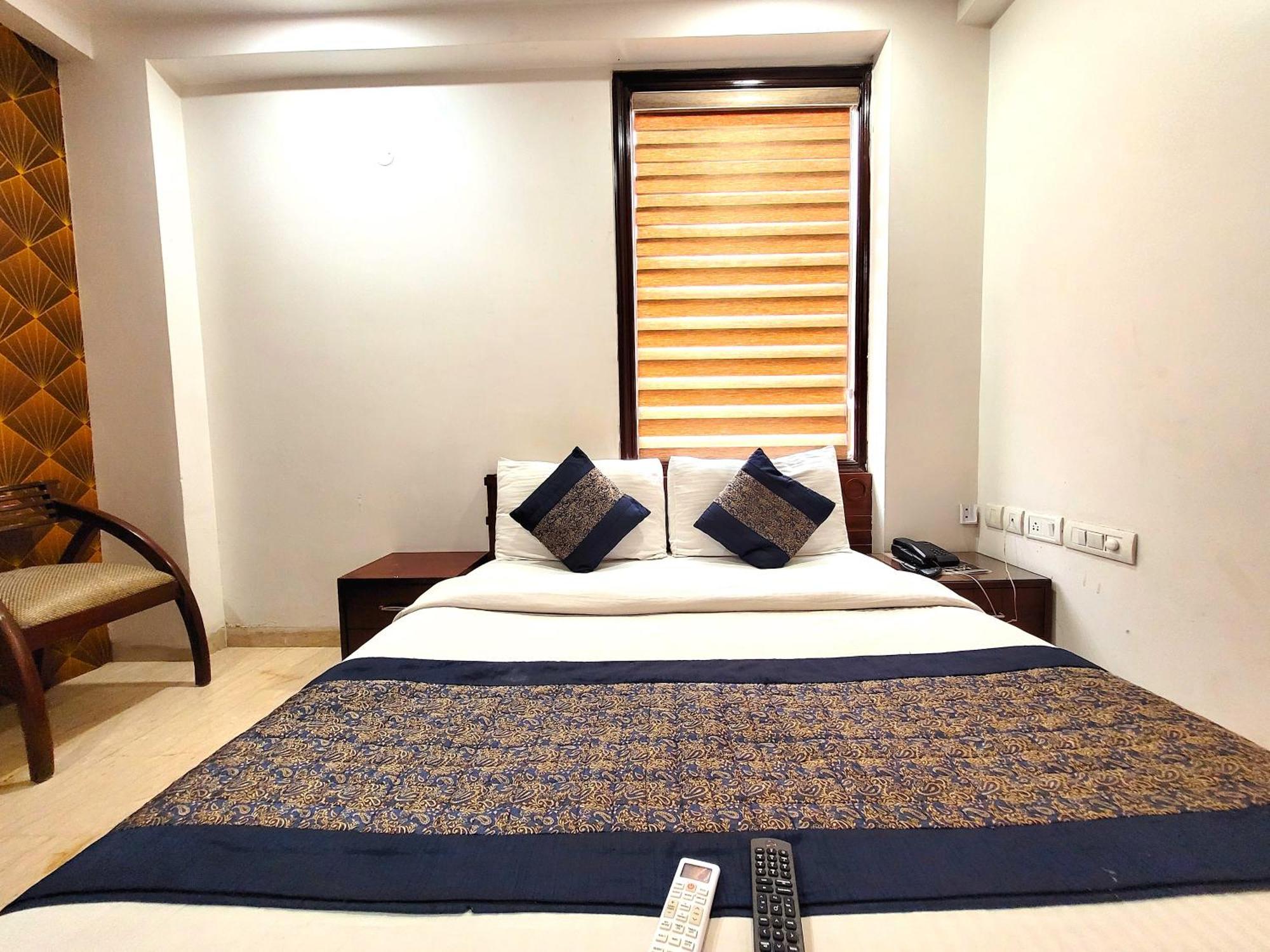ניו דלהי Hotel The Daanish Residency - Karol Bagh מראה חיצוני תמונה