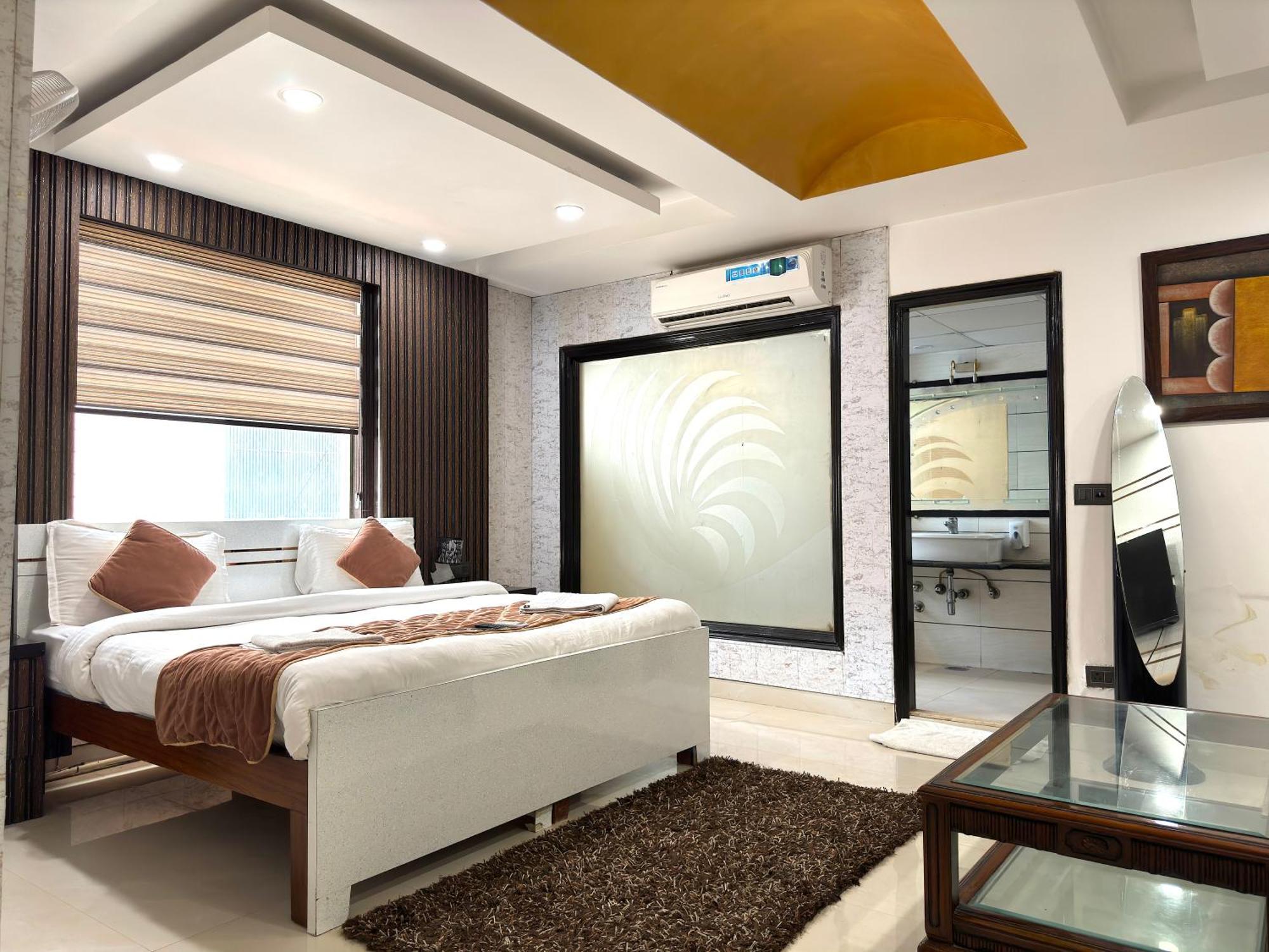 ניו דלהי Hotel The Daanish Residency - Karol Bagh מראה חיצוני תמונה