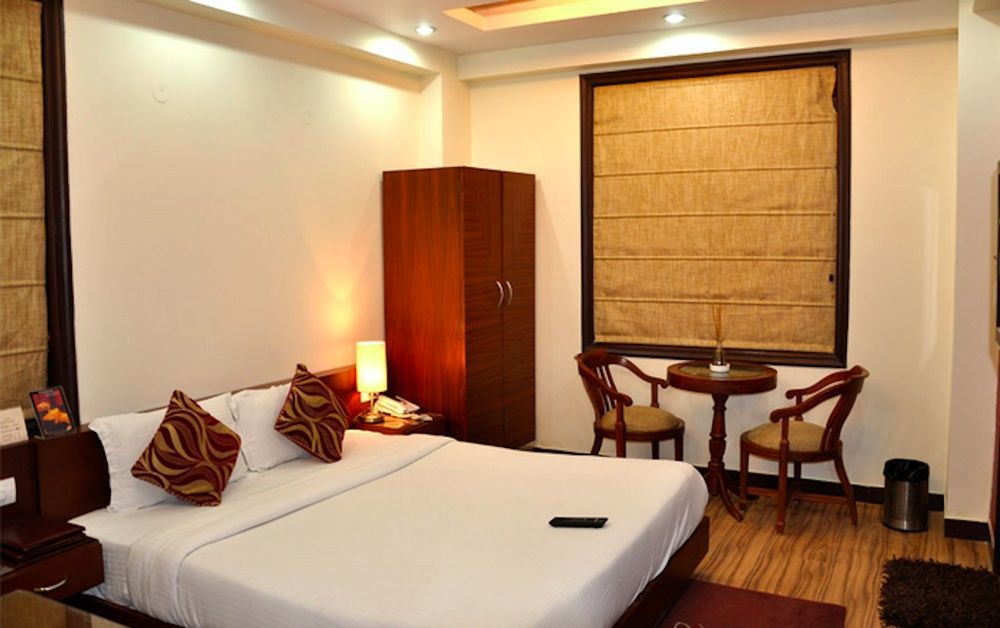 ניו דלהי Hotel The Daanish Residency - Karol Bagh מראה חיצוני תמונה